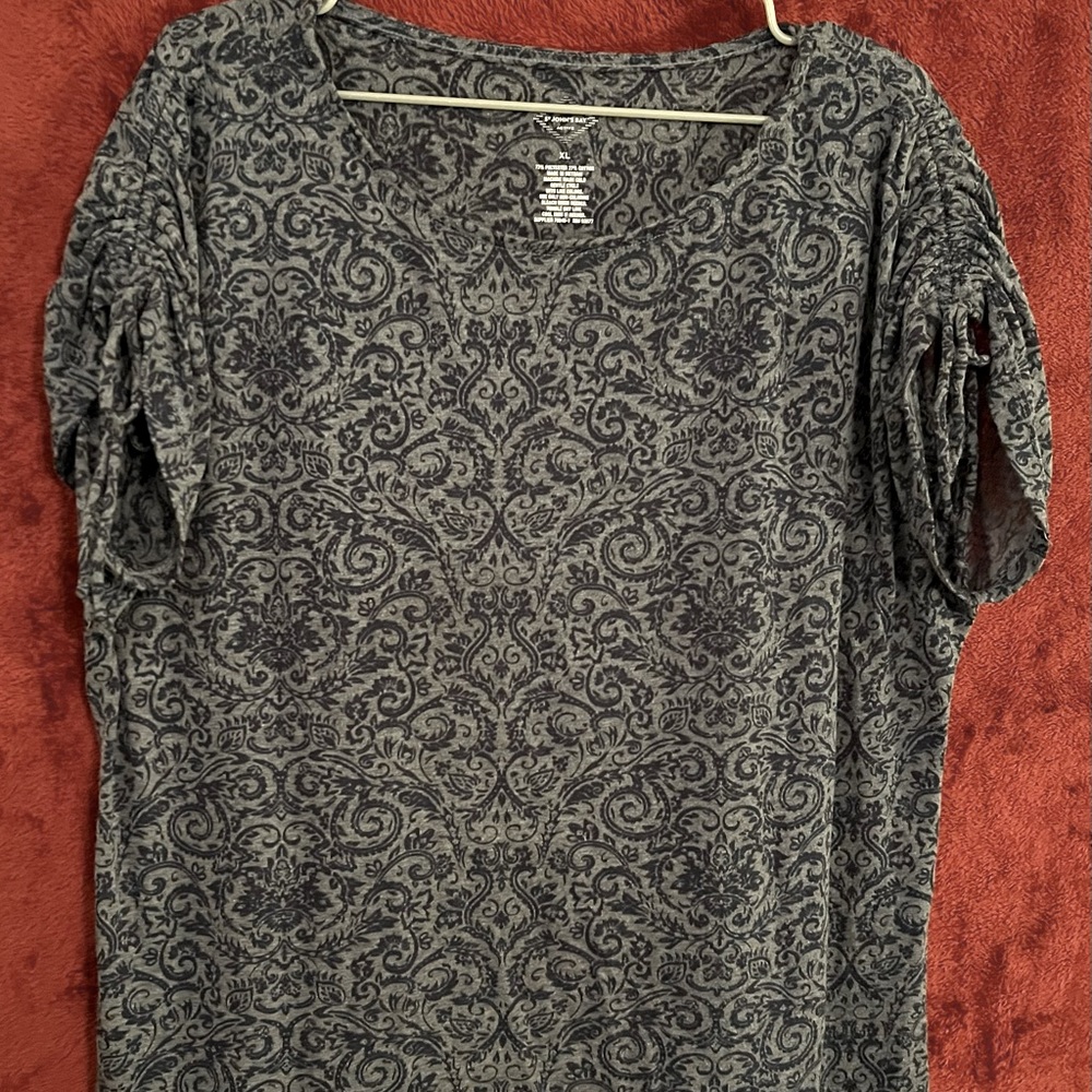 Lightweight top